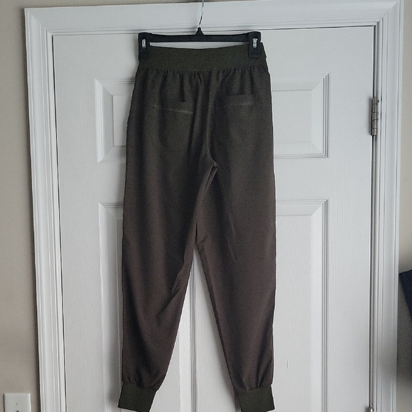 CRZ YOGA Green Jogger Sweatpants with Elastic Waistband - Picture 4 of 11